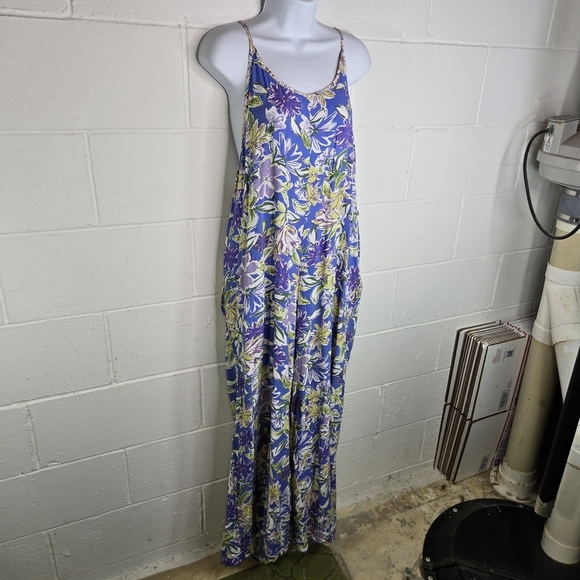 1.4.3 Story By Line Up Floral Sleeveless Jumpsuit - Picture 7 of 7